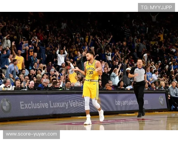 足球球星创意手势庆祝动作盘点引发全球粉丝热议